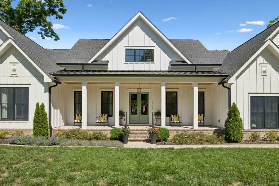 6008 Costello Farm Ln, Thompsons Station, TN 37179 - #2