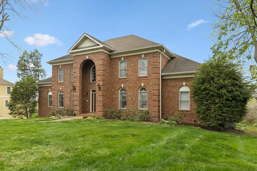 1022 Stonebridge Park Dr, Franklin, TN 37069 - #2
