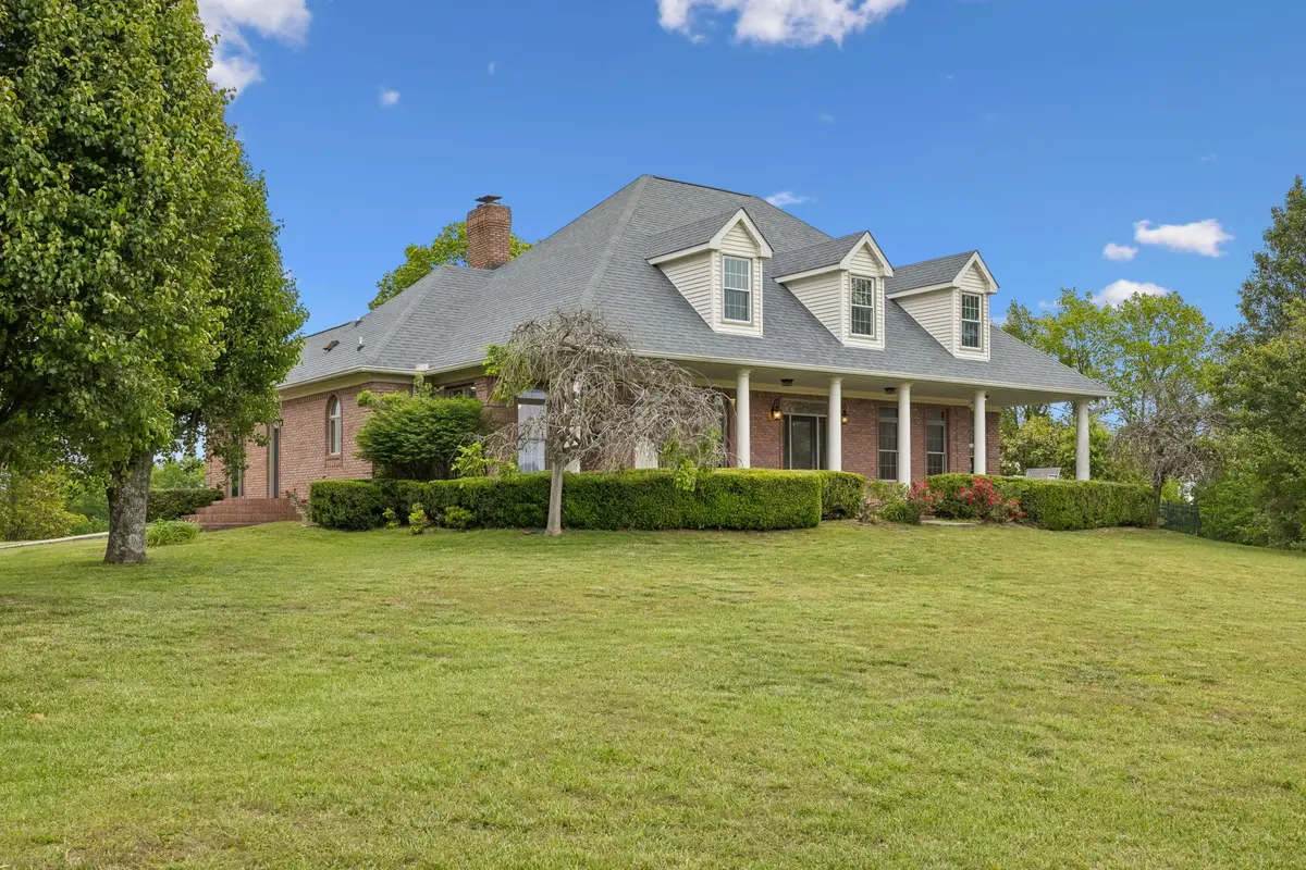 314 Fairview Rd, Dickson, TN 37055 - #1