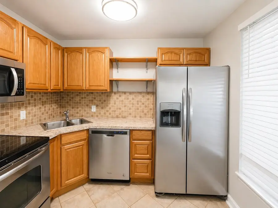 555 N Dupont Ave #A12, Madison, TN 37115 - #2