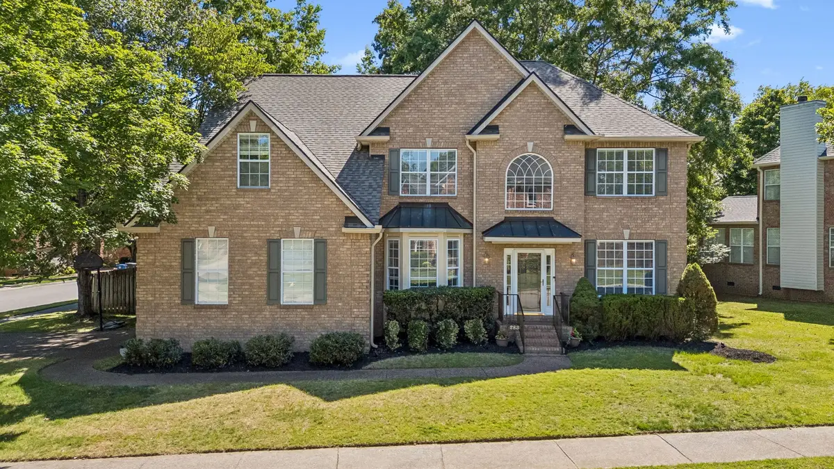 283 Stonehaven Cir, Franklin, TN 37064 - #1