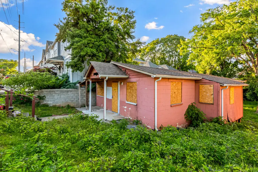 2116 Herman St, Nashville, TN 37208 - #2