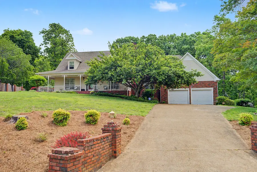 133 Baldridge Dr, Cottontown, TN 37048 - #2