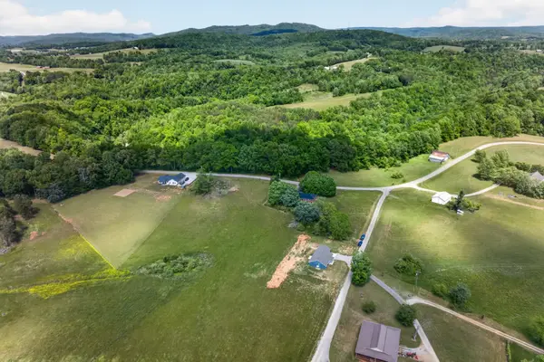 116 Bill Storie Road, Byrdstown, TN 38549