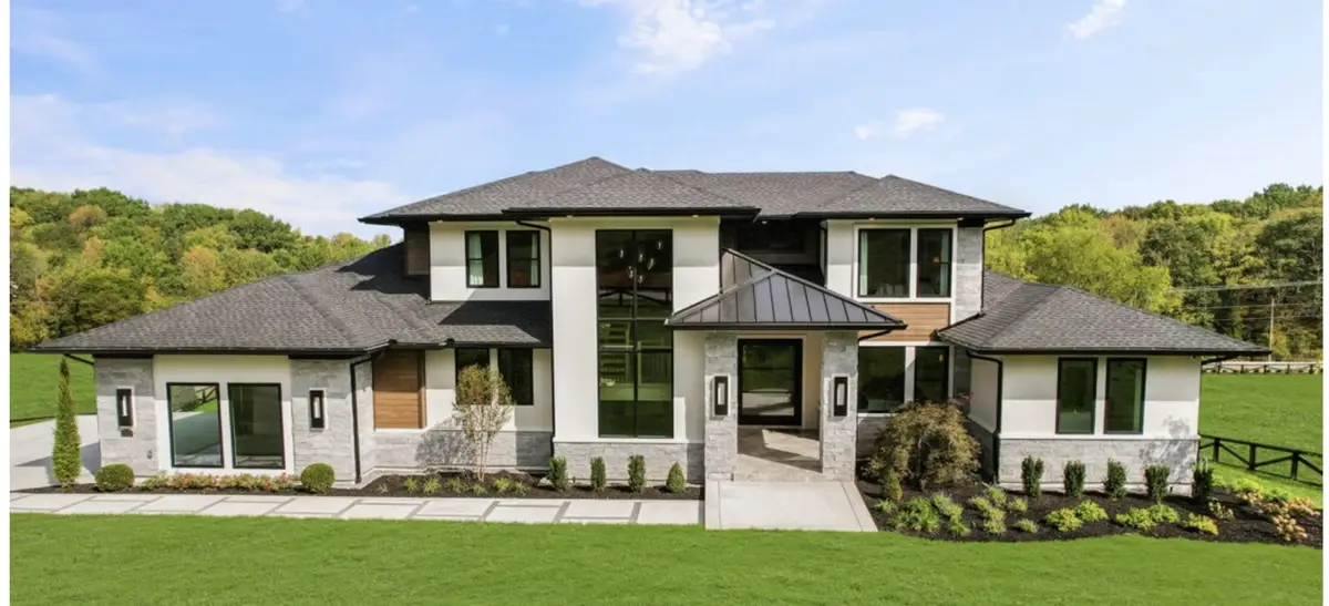 7132 Bonterra Dr, Franklin, TN 37064 - #1