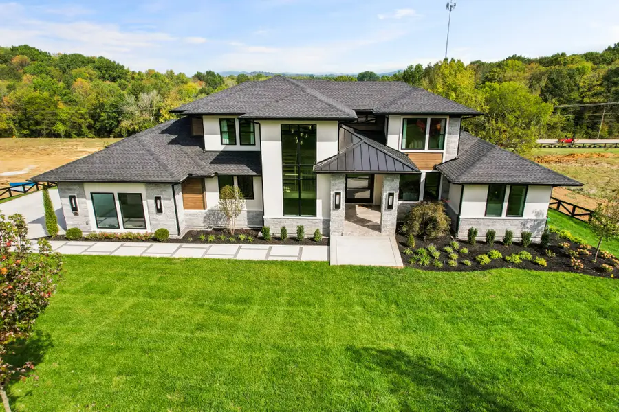 7132 Bonterra Dr, Franklin, TN 37064 - #2