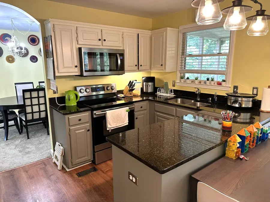 4041 Windwood Ln, Nashville, TN 37214 - #3