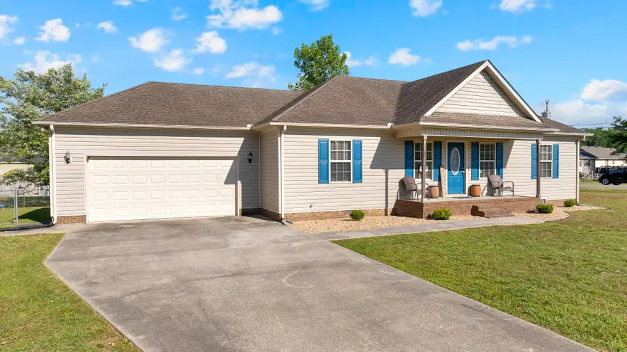 642 Indian Springs Cir, Manchester, TN 37355 - #2