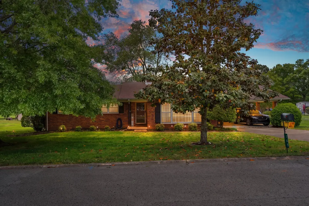 705 Dow Dr, Shelbyville, TN 37160 - #1