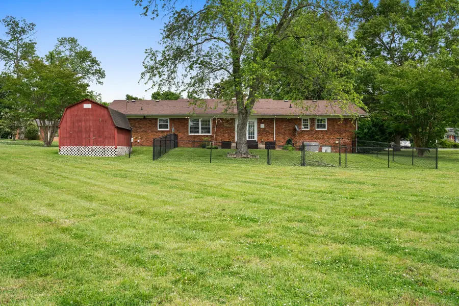 705 Dow Dr, Shelbyville, TN 37160 - #3