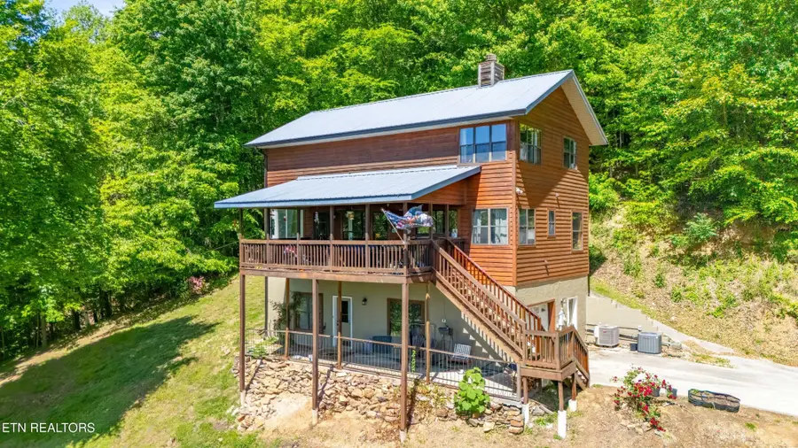 1738 Mountain Shores Rd, New Tazewell, TN 37825 - #3