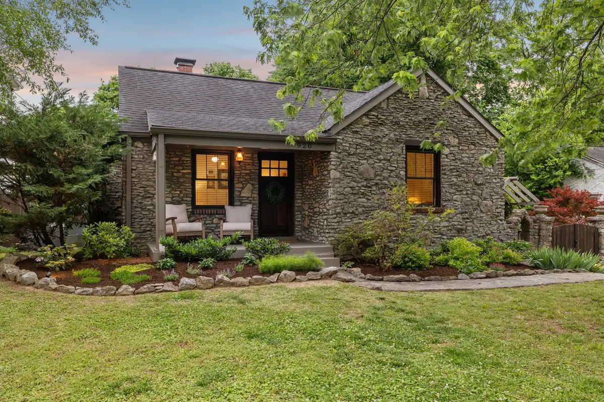920 Carolyn Ave, Nashville, TN 37216 - #1
