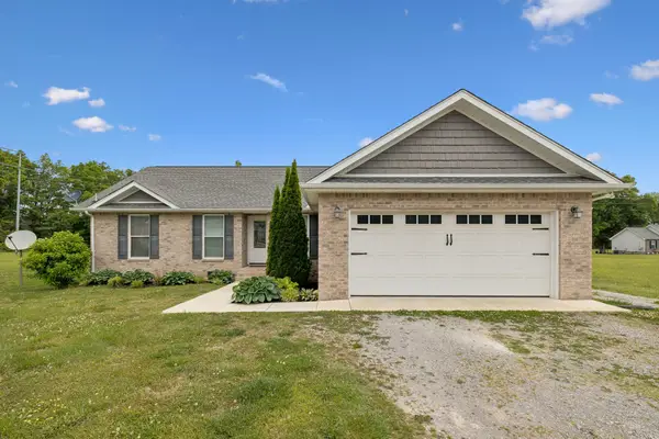 540 Green Meadow Dr, Smithville, TN 37166