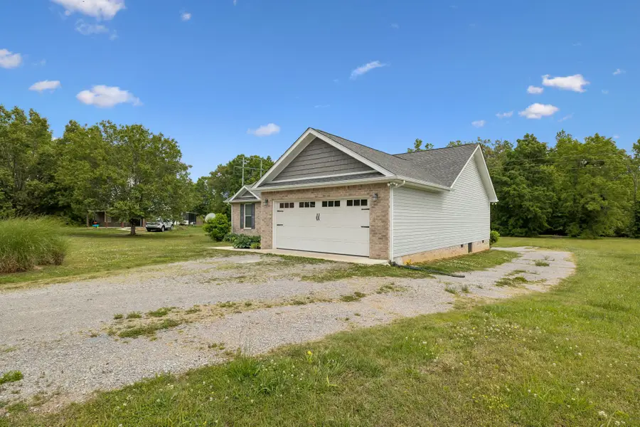 540 Green Meadow Dr, Smithville, TN 37166 - #3