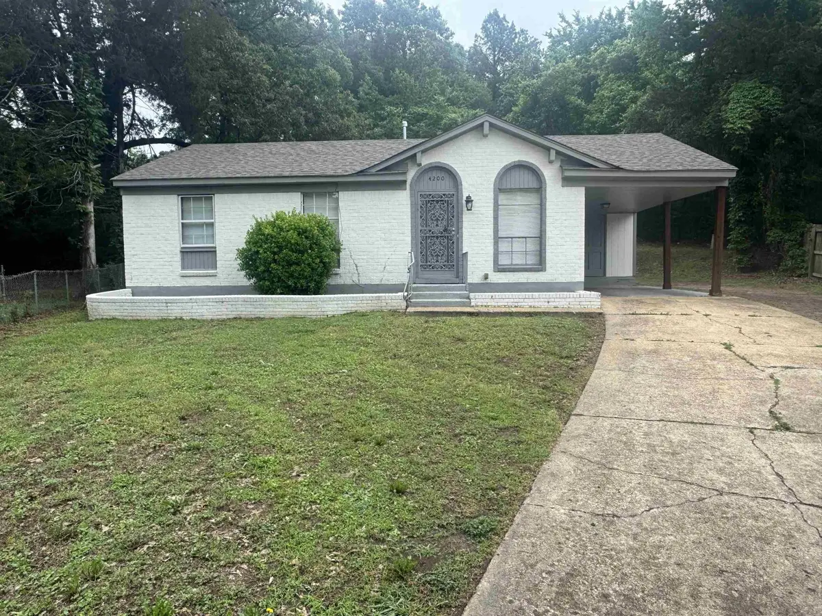 4200 Clydesdale Dr, Memphis, TN 38109 - #1