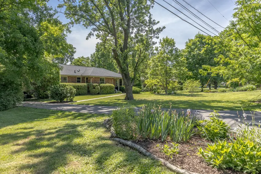 5130 Overton Rd, Nashville, TN 37220 - #3