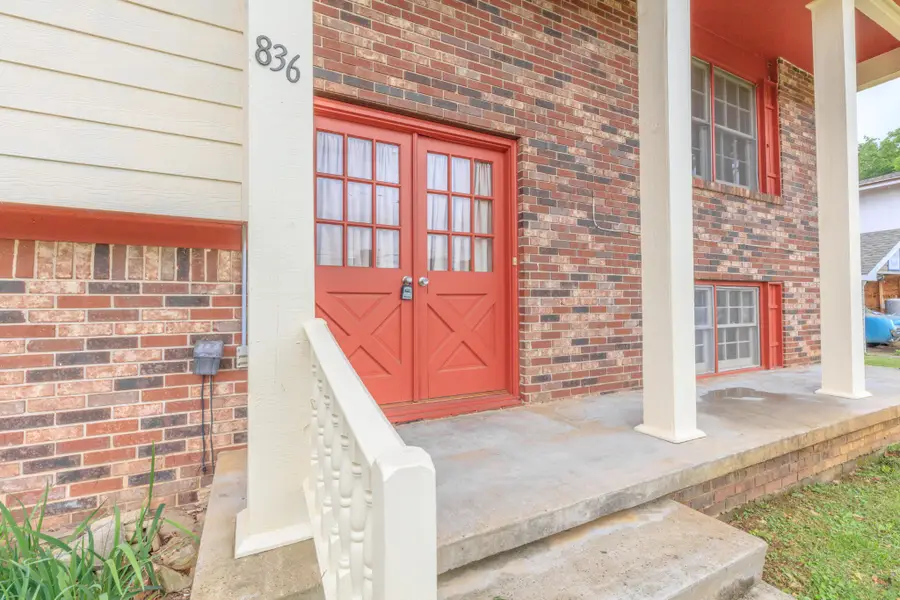 836 S Valleywood Circle, Hixson, TN 37343 - #3