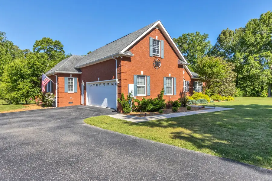 2828 Bains Rd E, Hillsboro, TN 37342 - #3