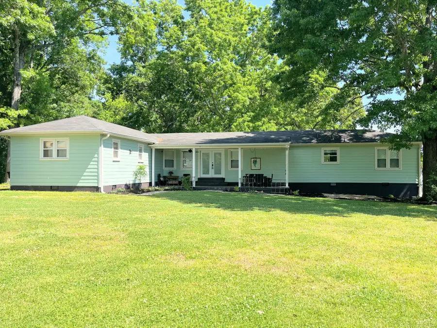1005 Boyd St, Belfast, TN 37019 - #2