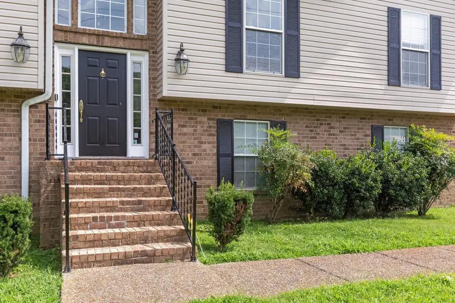 647 Durrett Dr, Nashville, TN 37211 - #3