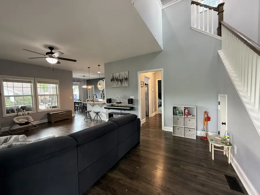 802 E Main St, Watertown, TN 37184 - #2