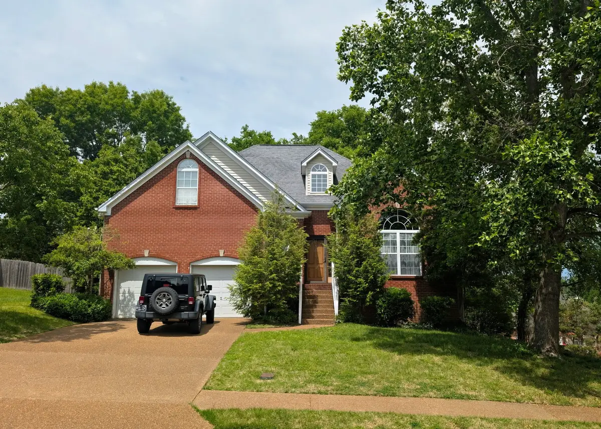 161 Mansker Park Dr, Hendersonville, TN 37075 - #1