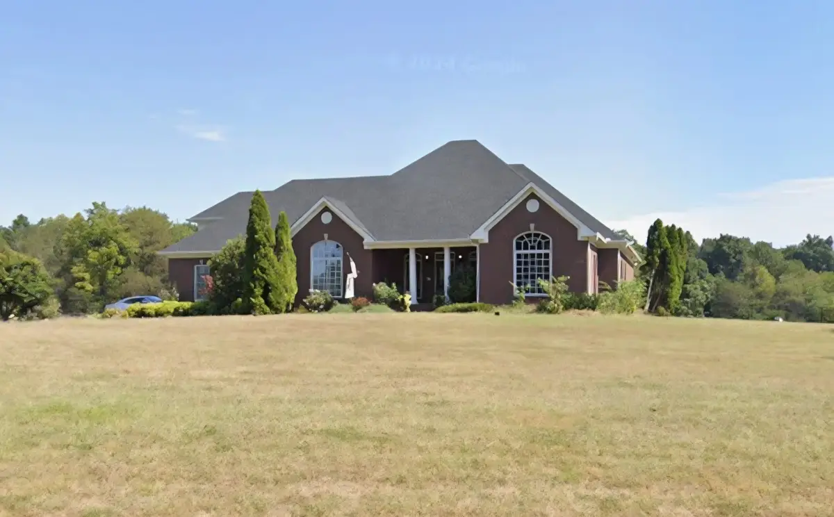 1045 Mcclure Rd, Clarksville, TN 37040 - #1
