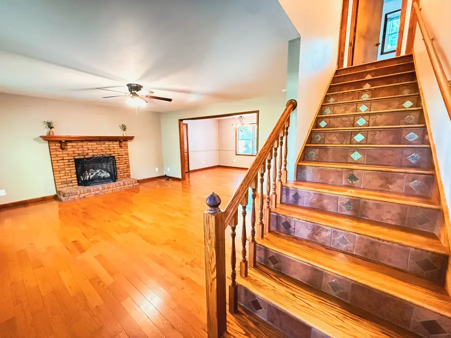 5054 Huffman Mill Rd, Hopkinsville, KY 42240 - #2