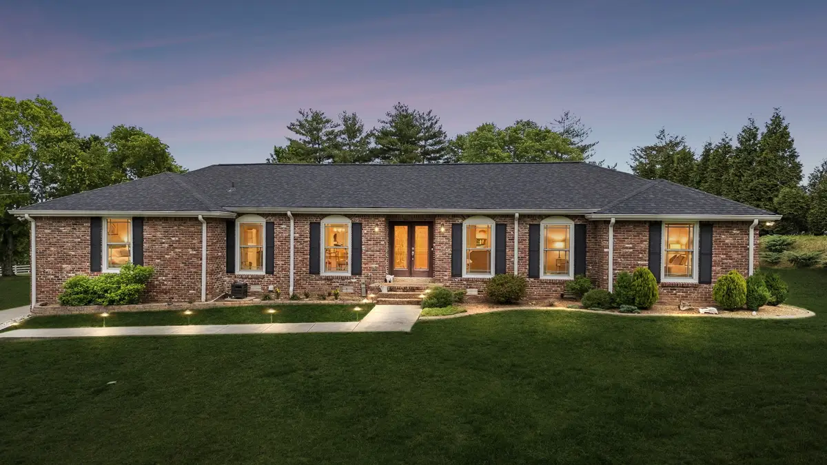 102 Azalea Ln, Franklin, TN 37064 - #1