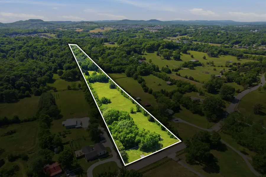 1958 Burke Hollow Rd, Nolensville, TN 37135 - #2