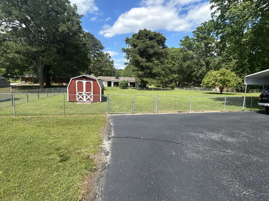 349 Woods Edge Rd, Winchester, TN 37398 - #2
