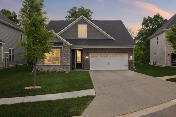 4044 Rosa Dr, Nolensville, TN 37135