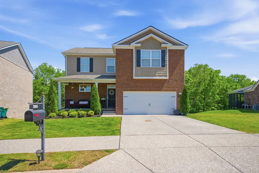 7005 Belmont Dr, Spring Hill, TN 37174 - #3