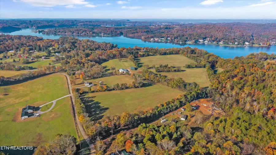 727 Bales Hollow Rd, Friendsville, TN 37737 - #3