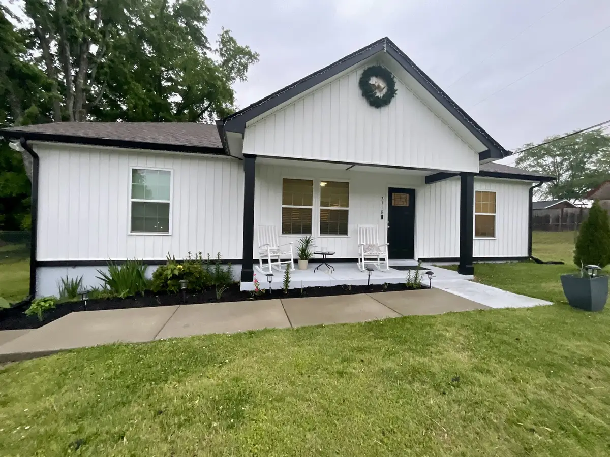 2718 Driftwood Dr, Springfield, TN 37172 - #1