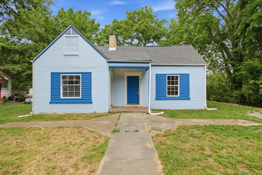 626 Childers St, Pulaski, TN 38478 - #2