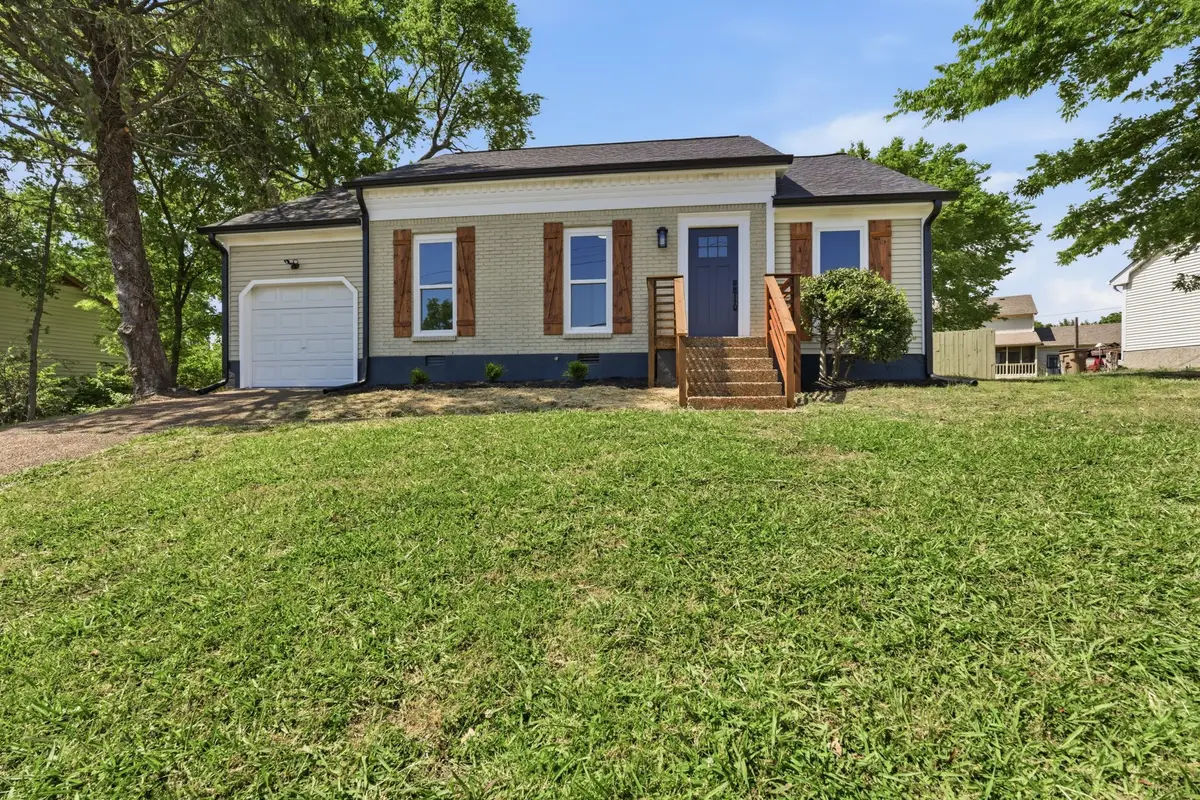 737 Heritage Dr, Madison, TN 37115 - #1