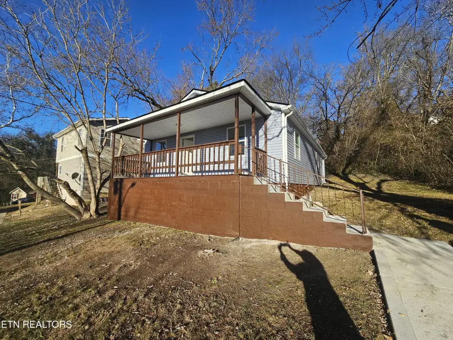 3807 Hampton Ave, Knoxville, TN 37914 - #2