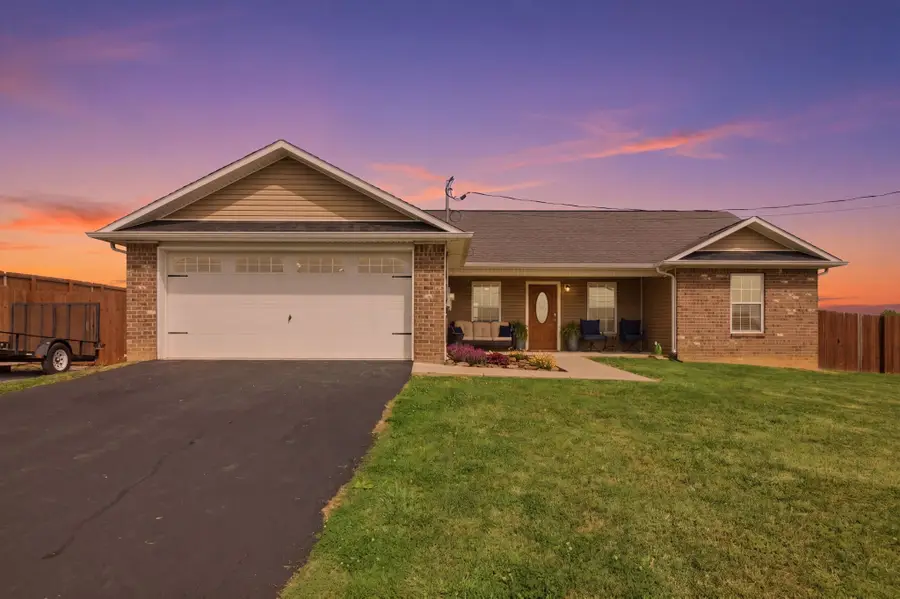 630 Privet Dr, Dandridge, TN 37725 - #3
