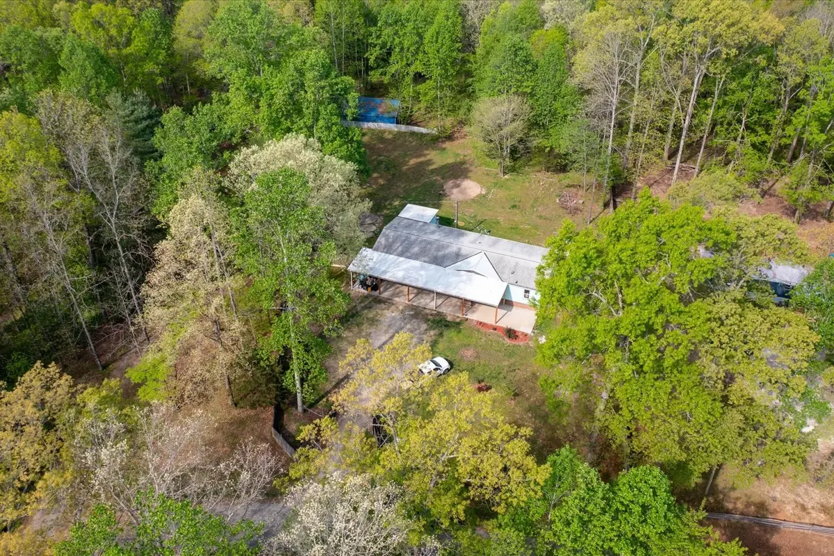 2354 Wayne Rd, Bon Aqua, TN 37025 - #1