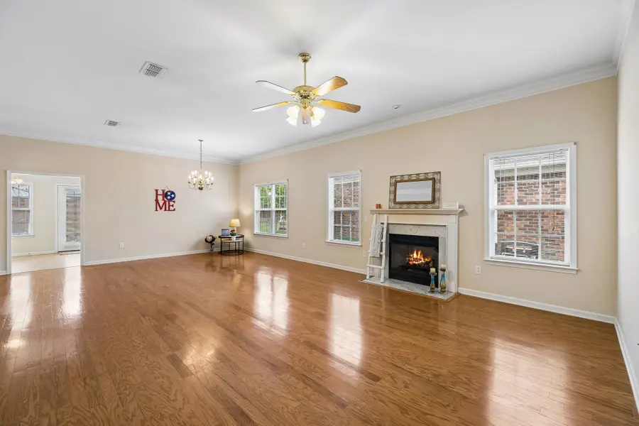 633 Forest Glen Cir, Murfreesboro, TN 37128 - #2