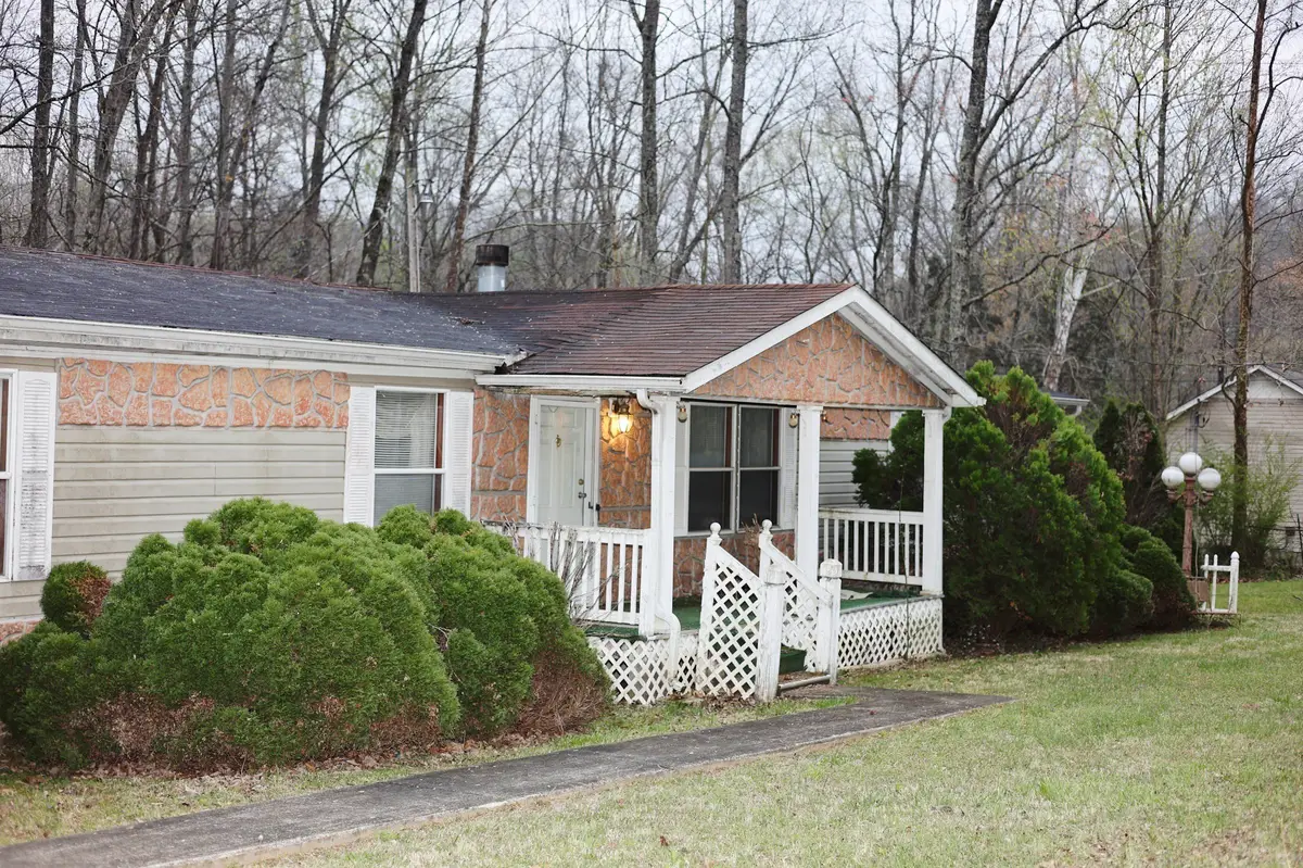 1050 Macon Wall Rd, Ashland City, TN 37015 - #1