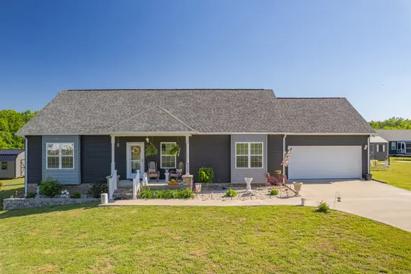 522 Springwater Dr, Summertown, TN 38483