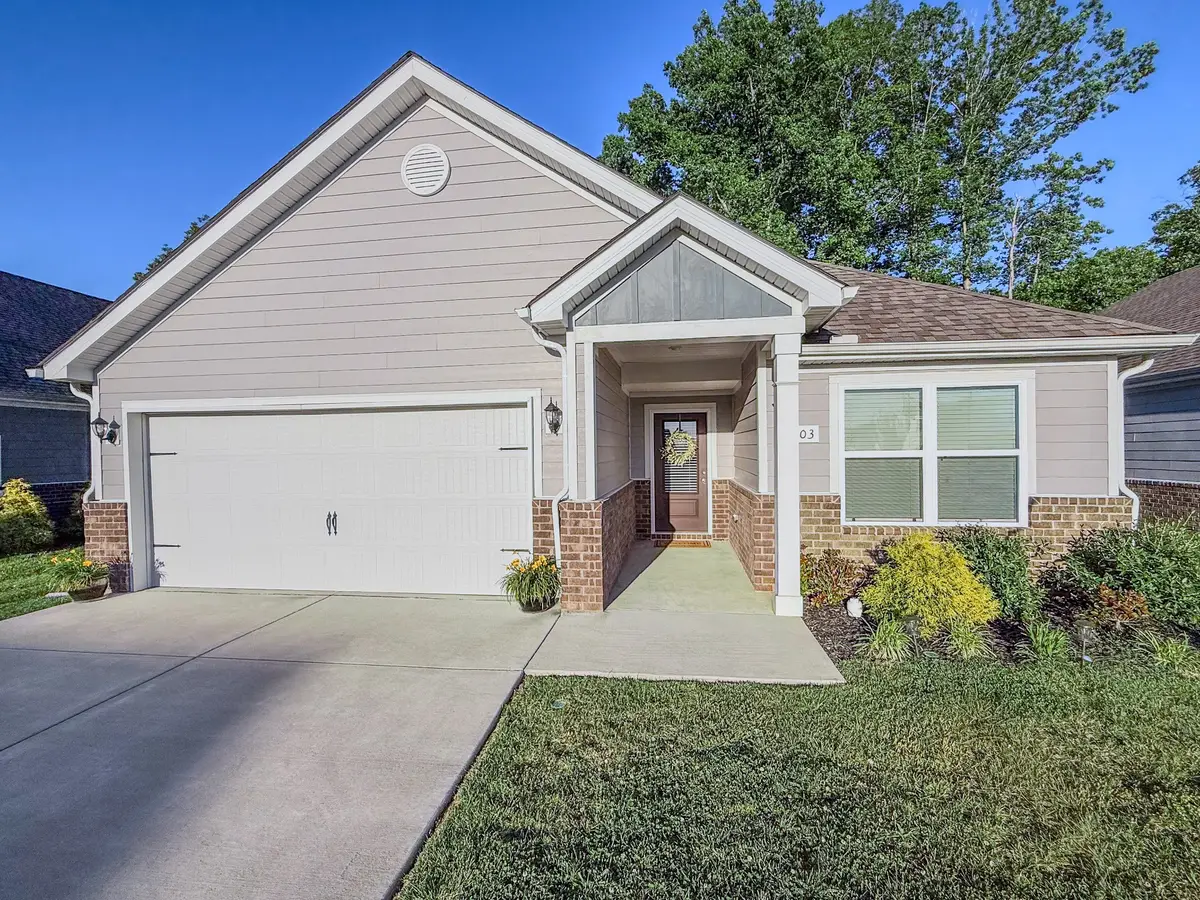 1003 Autumnwood Dr, Dickson, TN 37055 - #1