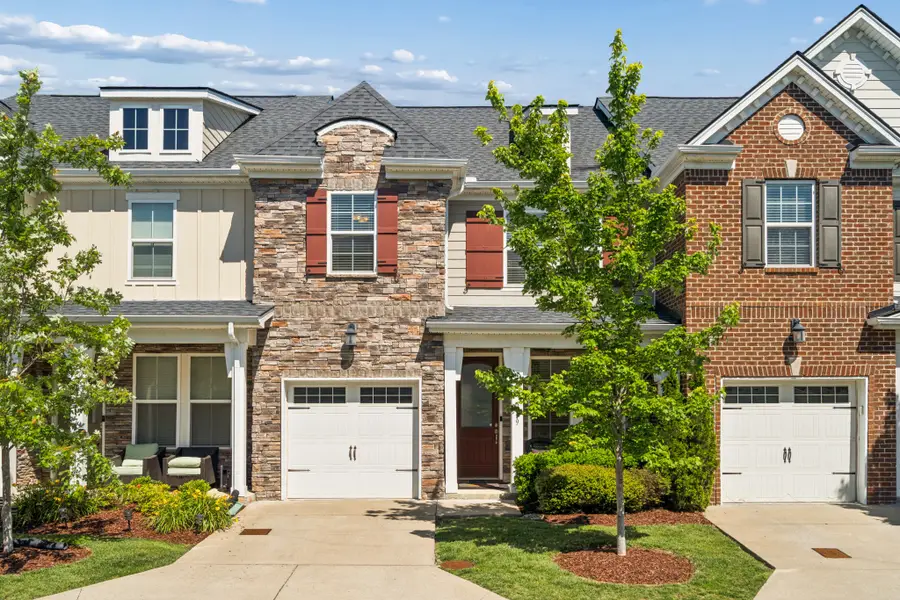 219 Esker Dr, Mount Juliet, TN 37122 - #2
