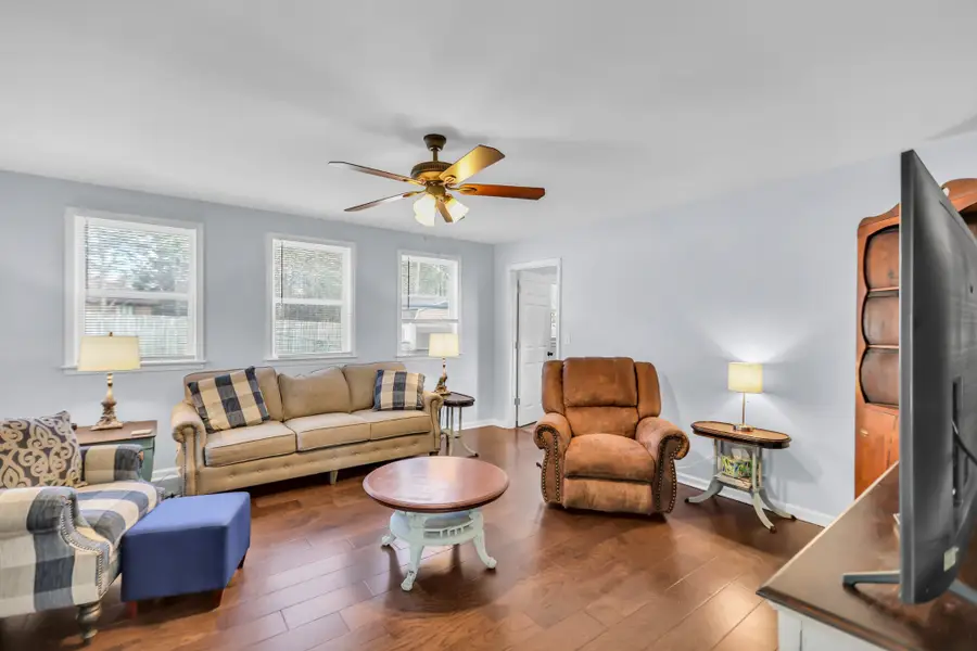 1917 Graceland Dr, Goodlettsville, TN 37072 - #3
