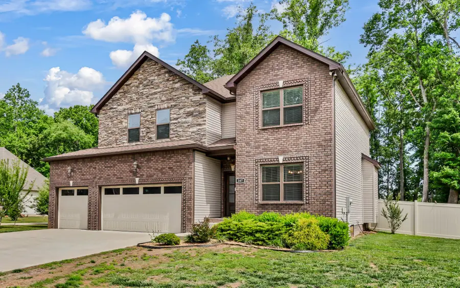 307 Hemp Ct, Clarksville, TN 37042 - #2