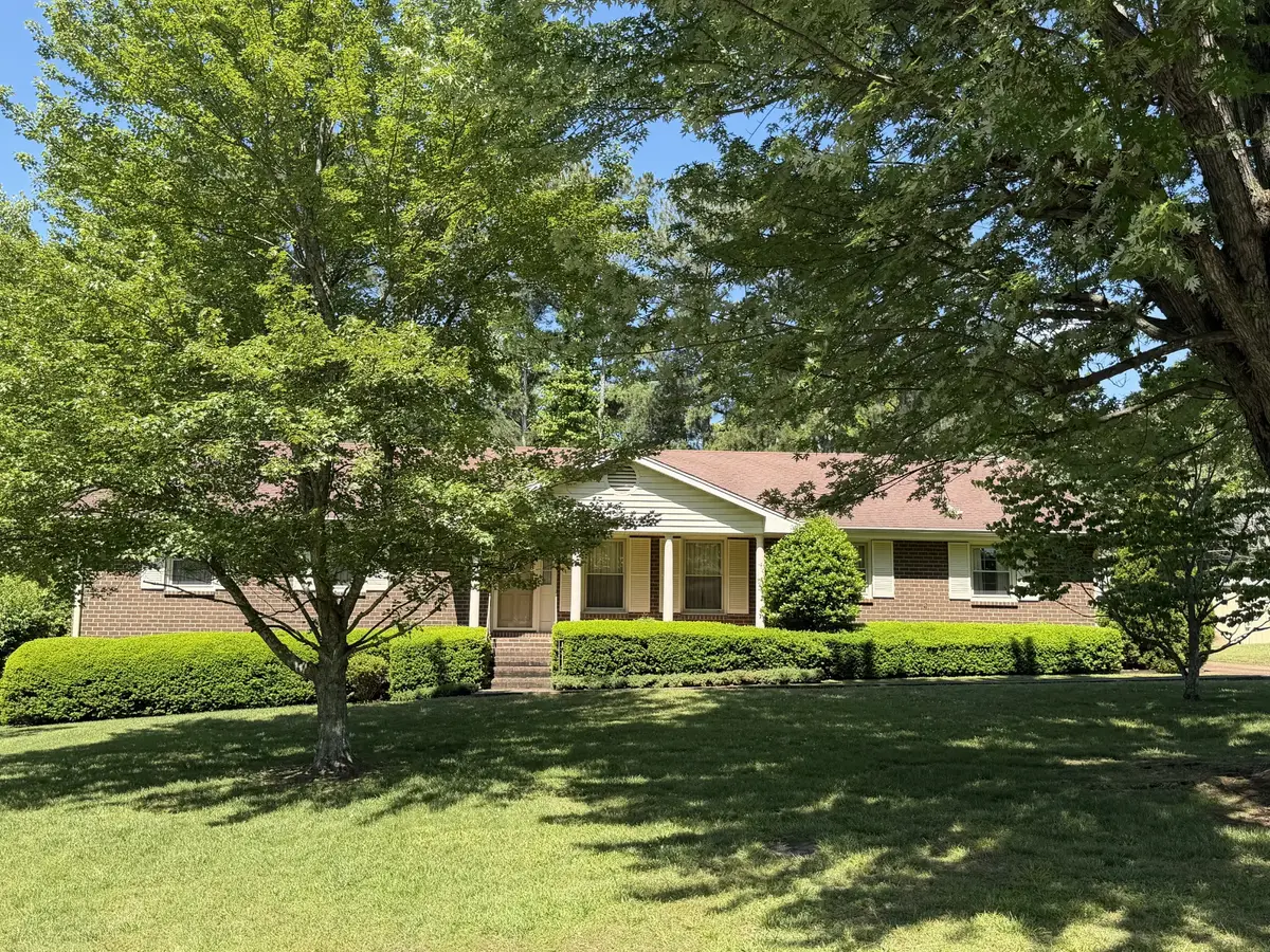 125 Sam Davis Dr, Springfield, TN 37172 - #1