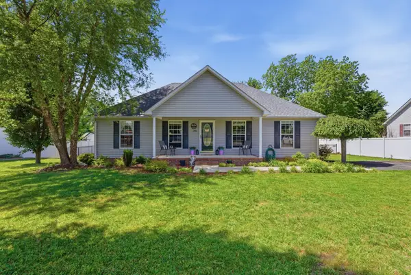 145 Greenwood Dr, Smithville, TN 37166