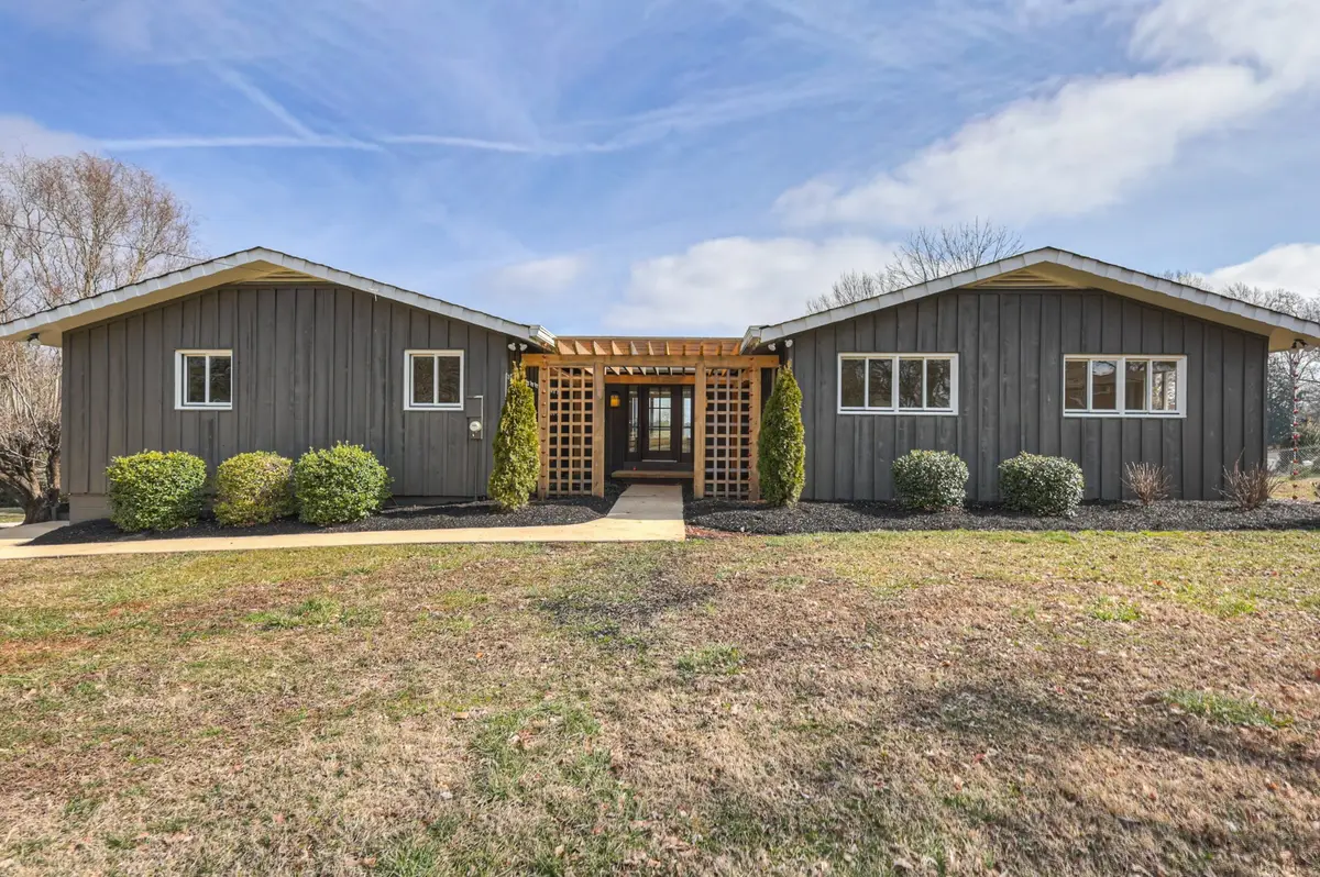 91 Country Club Ter, Winchester, TN 37398 - #1